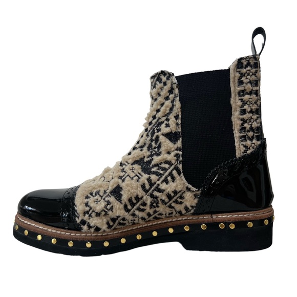 Free People Atlas Chelsea Boots - Cream Textile, Black Patent - Size EU 37 - Picture 3 of 10